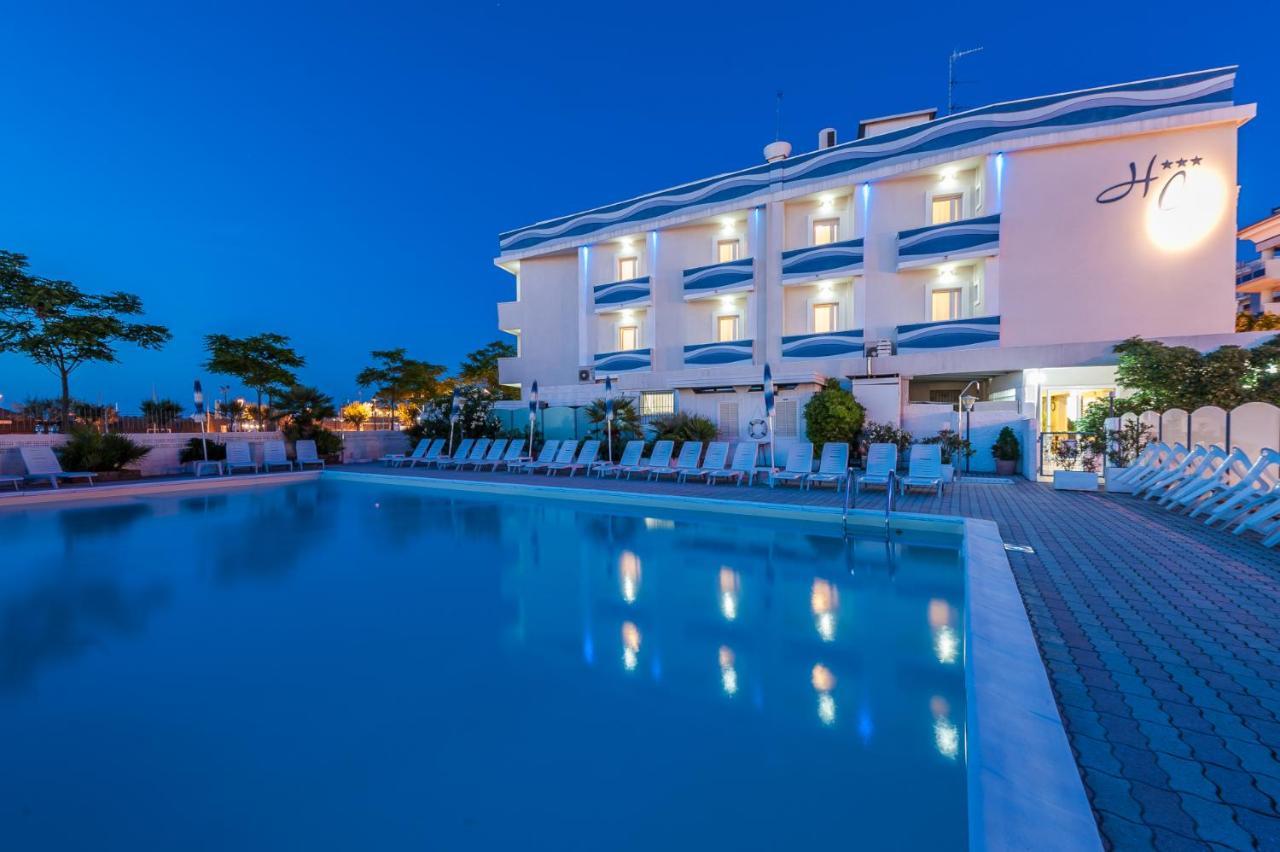 Corinna Hotel