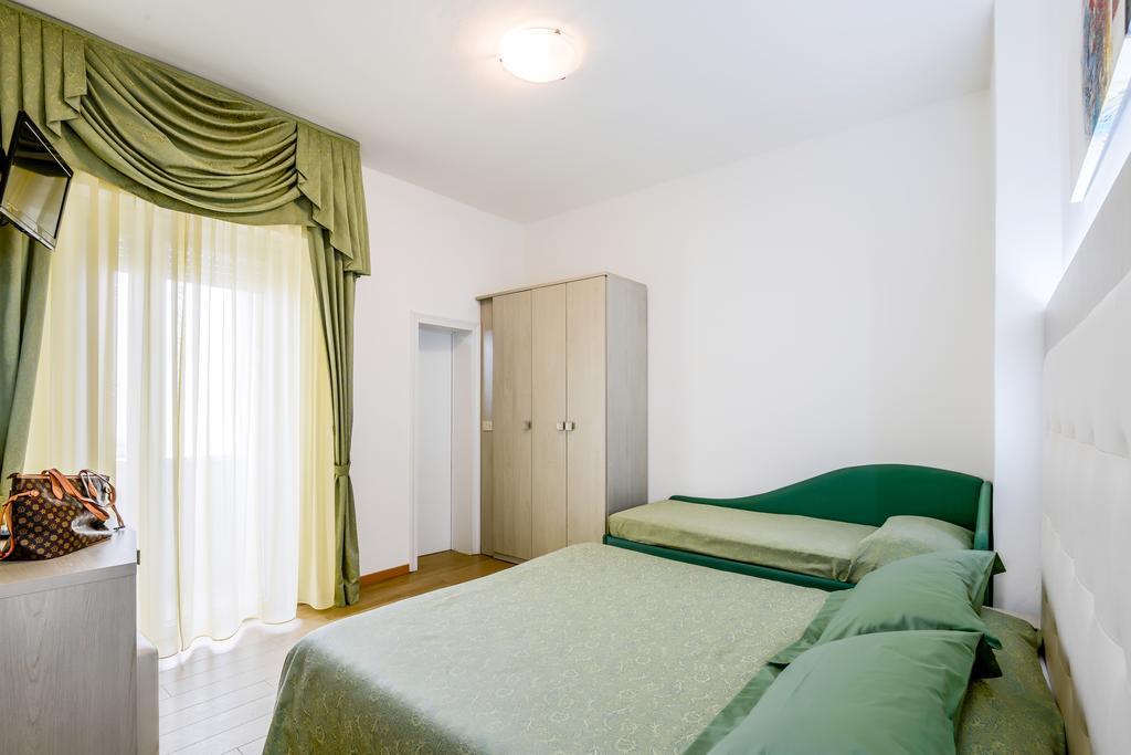 Hotel Corinna