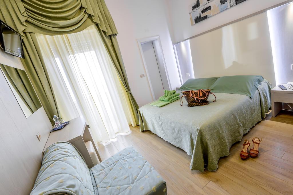 Corinna Hotel 3*