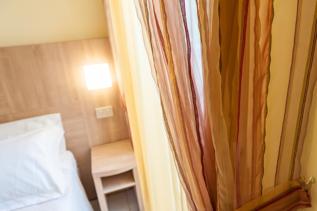Hotel Corinna 3*